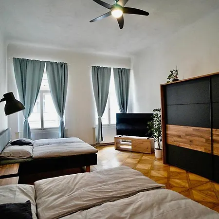 Truhlarska 4 Apartment Prague Exterior photo